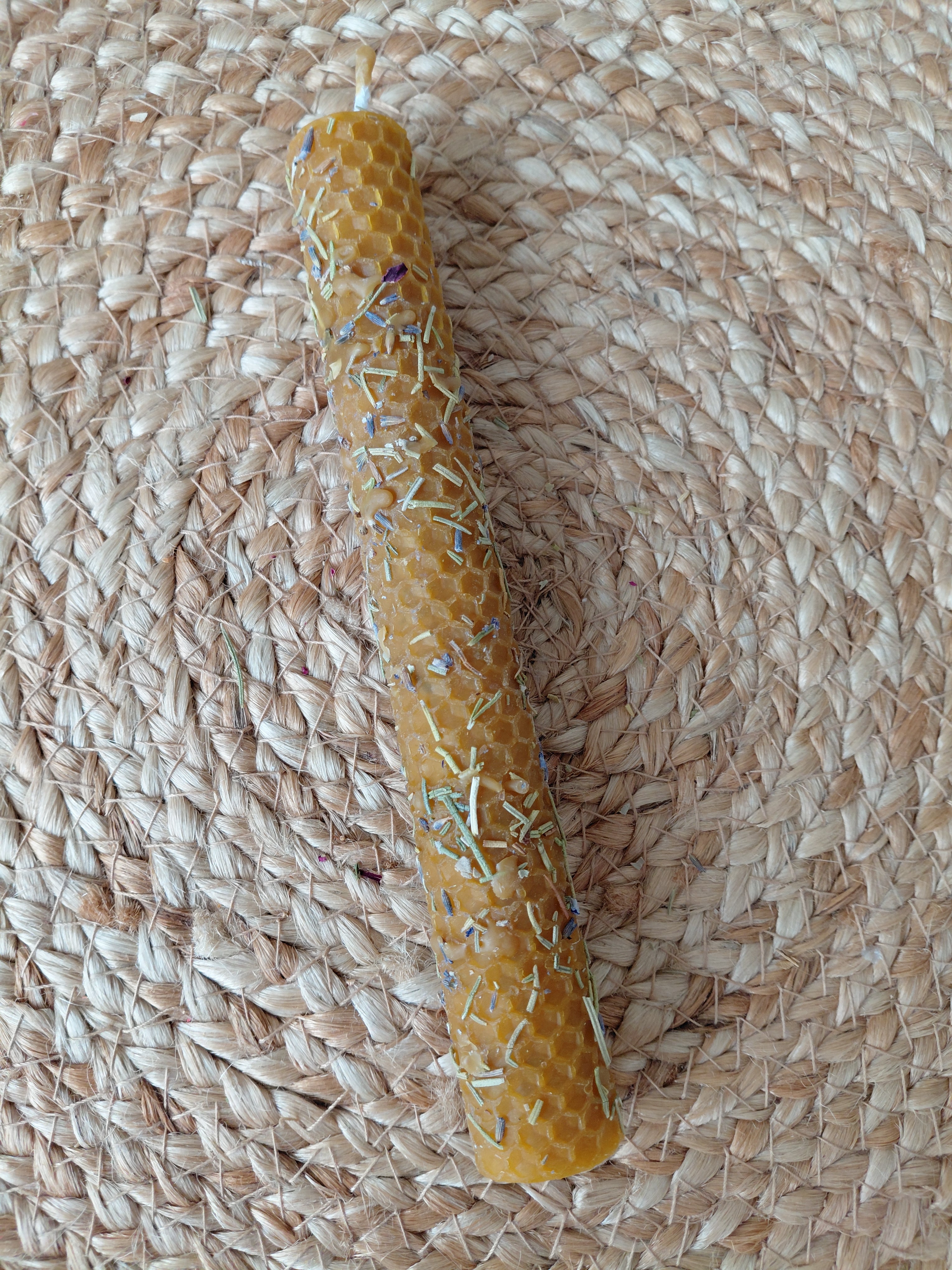 Vela de Miel para equilibrar tu energía con Lavanda y Romero